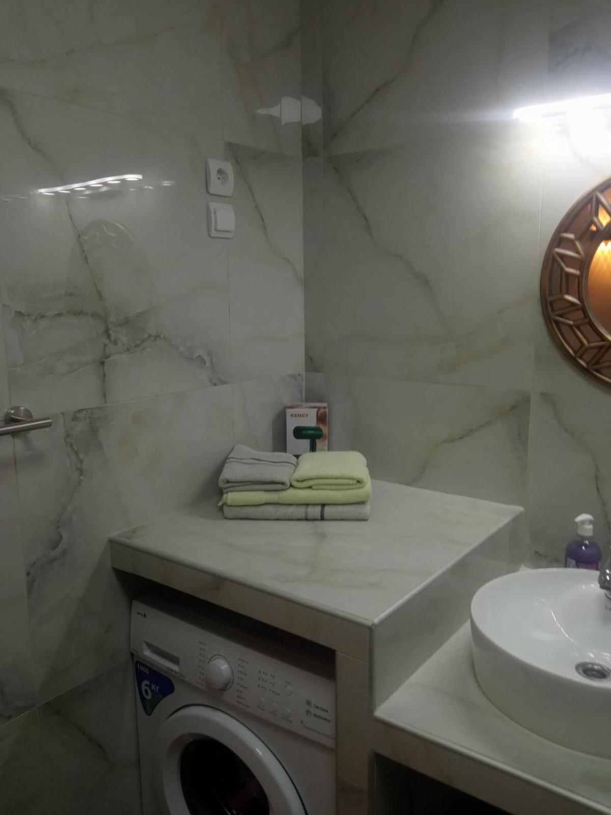 Polit Luxury Aprt 2 Bedrooms Солун Екстериор снимка