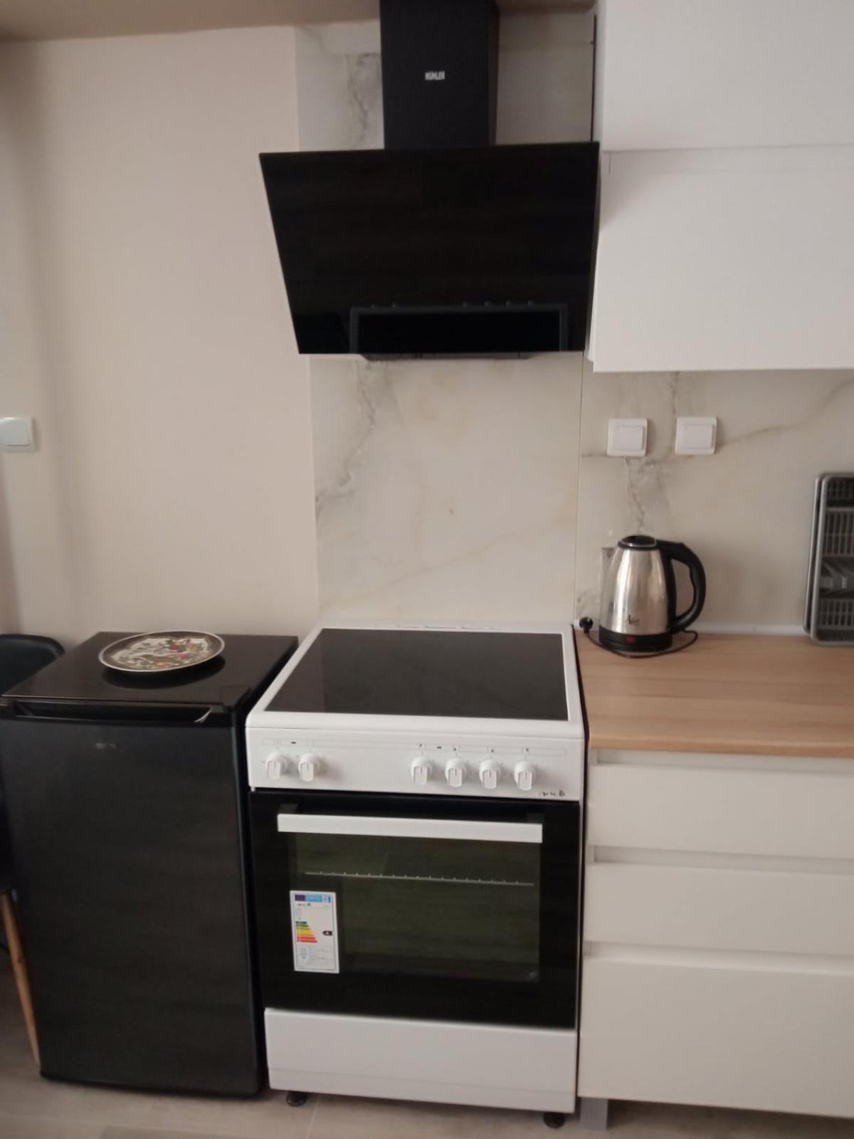 Polit Luxury Aprt 2 Bedrooms Солун Екстериор снимка